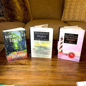 Nicholas Sparks Best Selling Author Bundle of 4 Books (2 Hardback 2 Softcover)